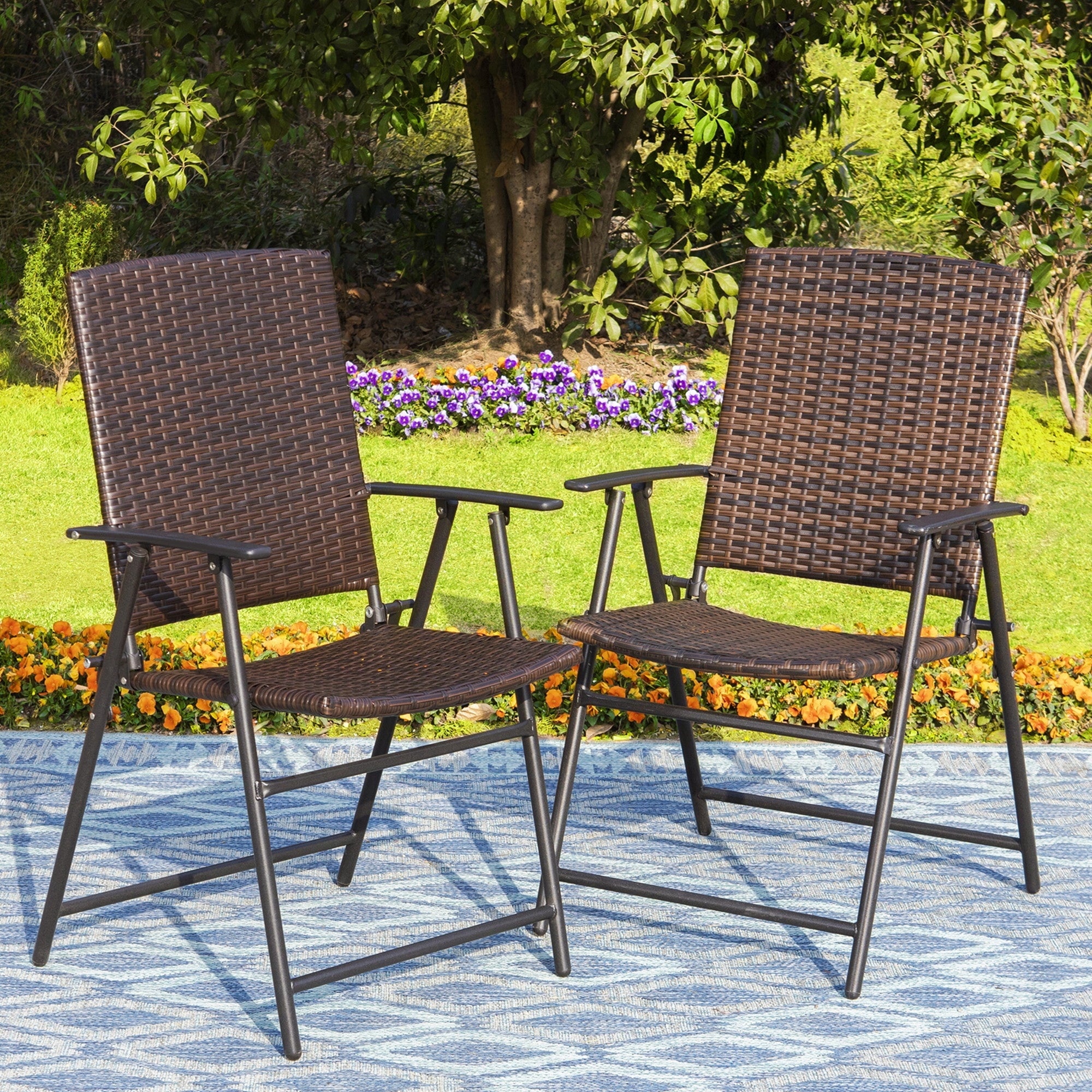 Folding chairs