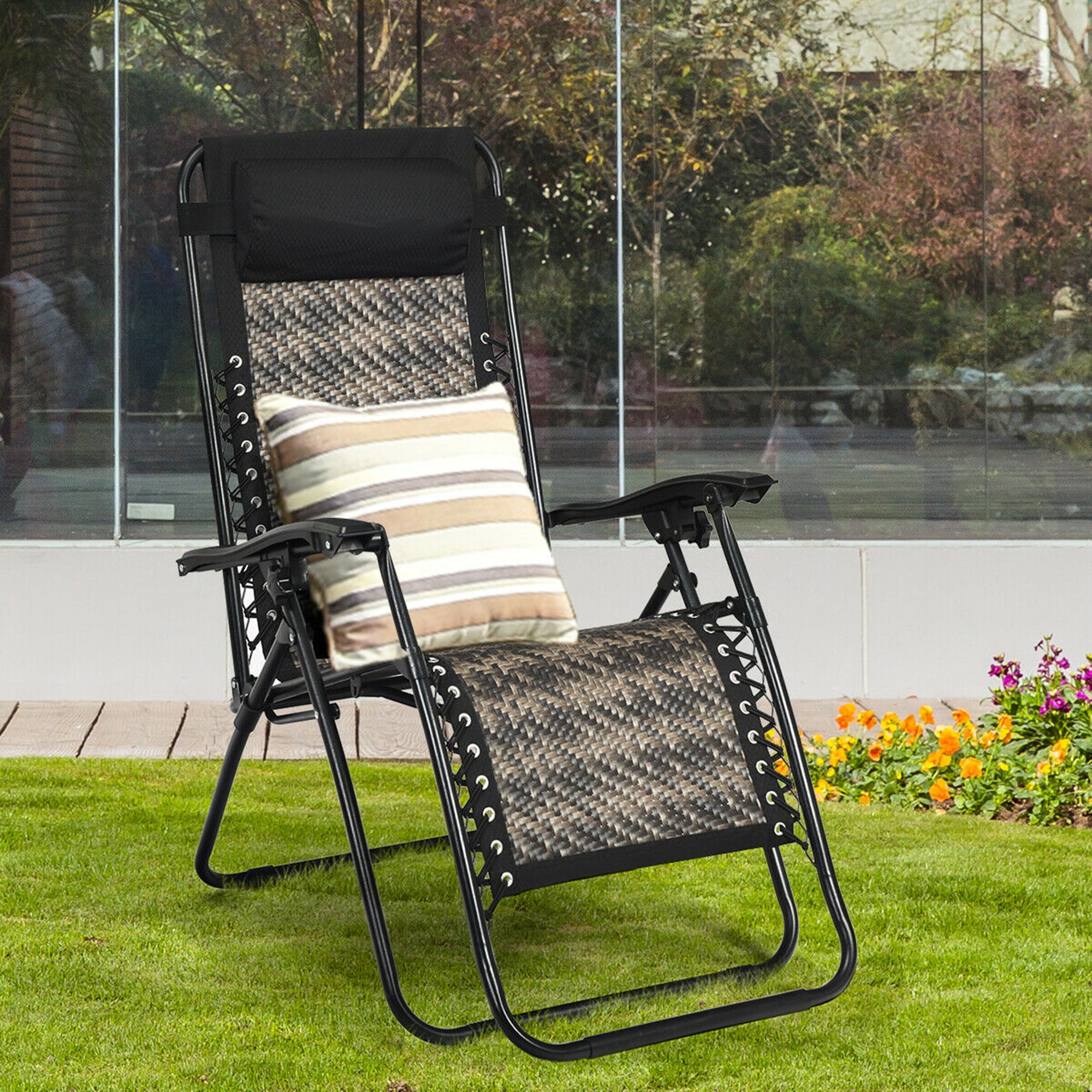 Zero gravity chairs
